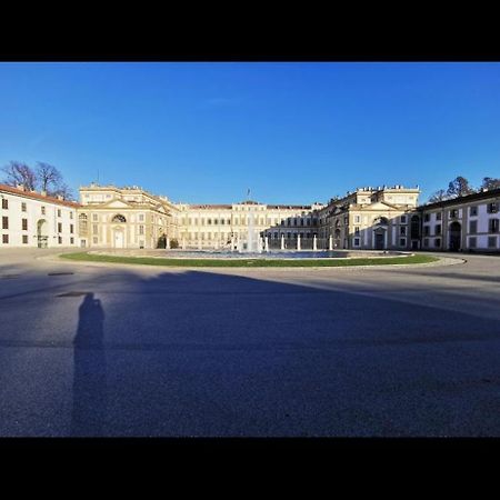 Апартаменты La Casa Di Greta Монца Экстерьер фото